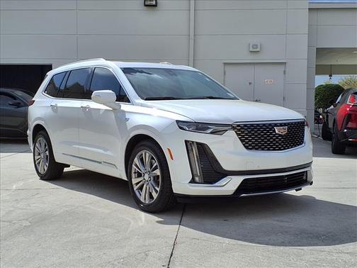 2024 Cadillac XT6 Premium Luxury FWD