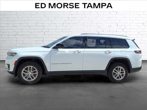 Bright White Clearcoat 2023 Jeep Grand Cherokee L Laredo