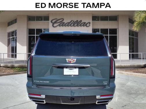 2026 Cadillac Escalade Luxury