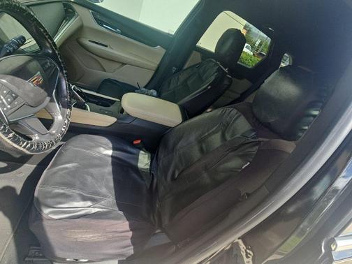 Stellar Black Metallic 2018 Cadillac XT5 Base