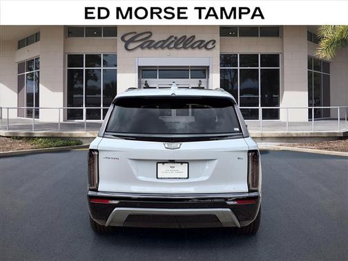 Vibrant White Tricoat 2027 Cadillac VISTIQ Sport