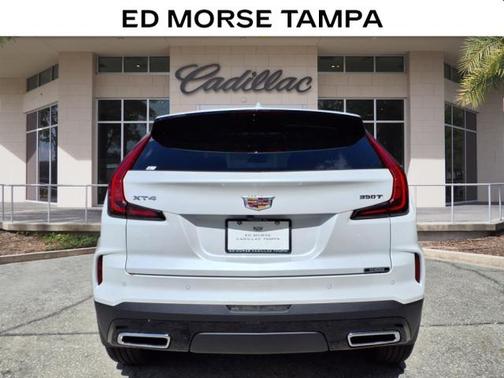 2025 Cadillac XT4 Premium Luxury