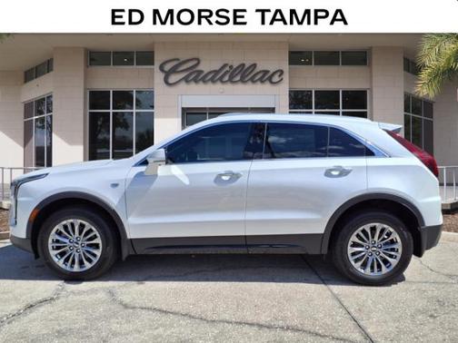 2025 Cadillac XT4 Premium Luxury