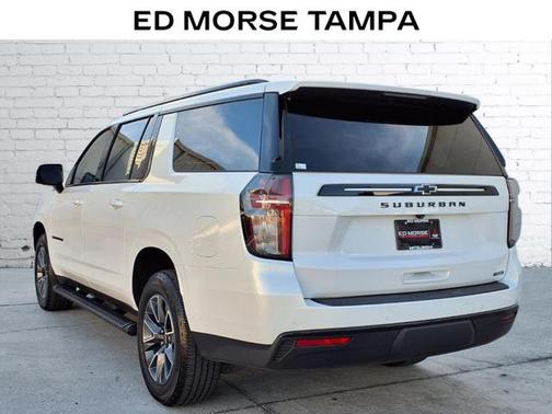 2023 Chevrolet Suburban 4WD Z71