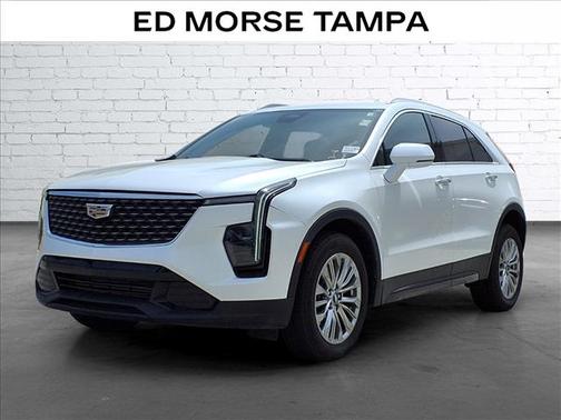 Crystal White Tricoat 2024 Cadillac XT4 Premium Luxury