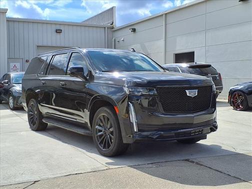 2023 Cadillac Escalade ESV Sport