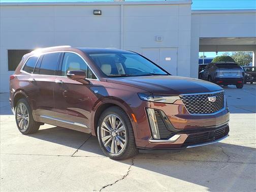 2023 Cadillac XT6 Premium Luxury FWD