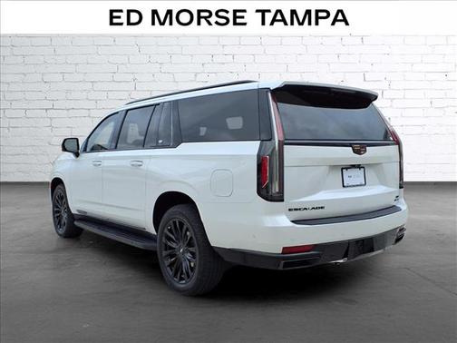 Crystal White Tricoat 2022 Cadillac Escalade ESV Premium Luxury