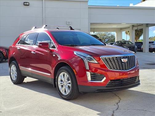 2026 Cadillac XT5 Luxury