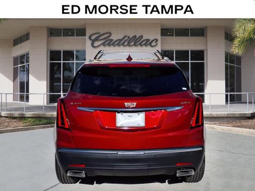 2026 Cadillac XT5 Luxury