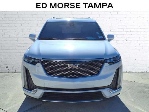 2022 Cadillac XT6 Luxury FWD