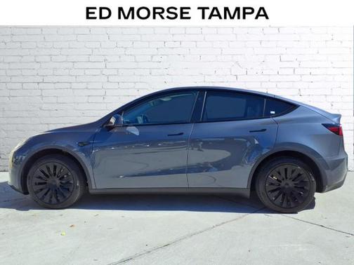 2024 Tesla Model Y Long Range Dual Motor All-Wheel Drive