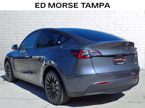 2024 Tesla Model Y Long Range Dual Motor All-Wheel Drive