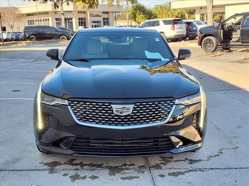 2023 Cadillac CT4 Premium Luxury