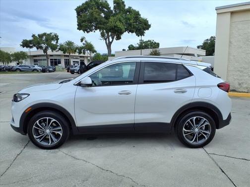 2022 Buick Encore GX Select