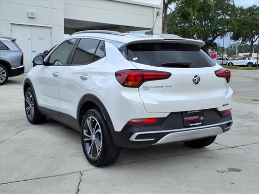 2022 Buick Encore GX Select