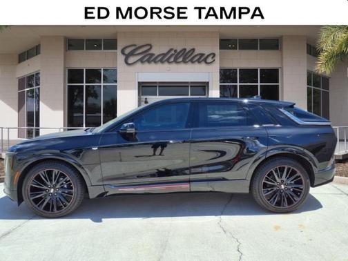 2025 Cadillac LYRIQ V