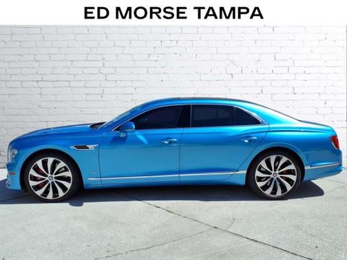 2022 Bentley Flying Spur V8