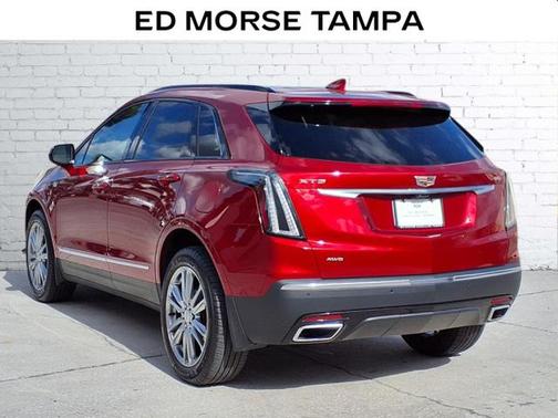 2023 Cadillac XT5 Sport