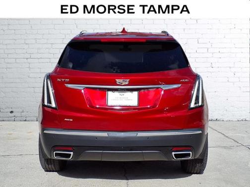 2023 Cadillac XT5 Sport