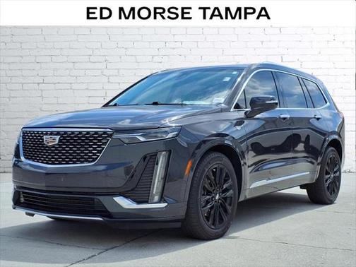 2022 Cadillac XT6 Premium Luxury FWD