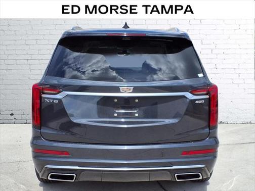 2022 Cadillac XT6 Premium Luxury FWD
