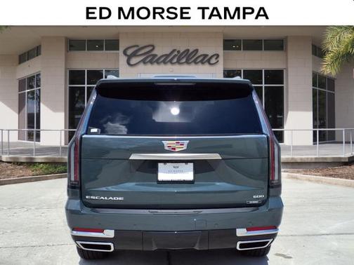 2025 Cadillac Escalade ESV Premium Luxury
