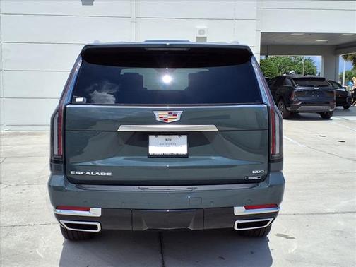 2025 Cadillac Escalade ESV Premium Luxury