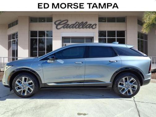 2025 Cadillac OPTIQ Luxury 1 AWD