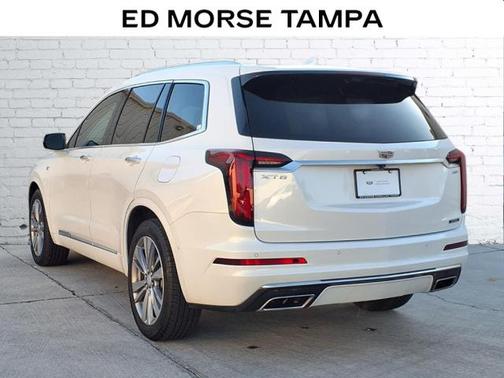 2024 Cadillac XT6 Premium Luxury FWD