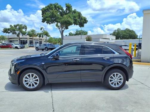 2023 Cadillac XT4 Luxury