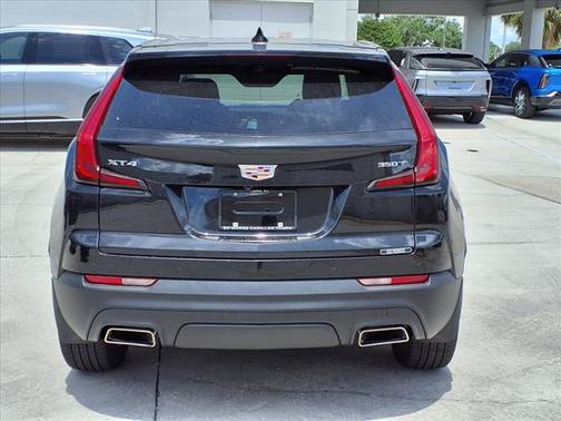 2023 Cadillac XT4 Luxury