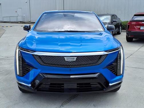 2025 Cadillac OPTIQ Luxury 1 AWD