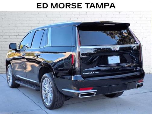 2022 Cadillac Escalade Premium Luxury