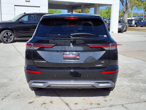 Black Diamond 2026 Mitsubishi Outlander SE S-AWC
