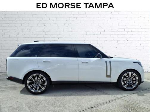 2024 Land Rover Range Rover P400 SE