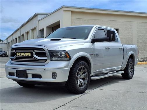 2018 RAM 1500 Limited Crew Cab 4x2 5'7' Box