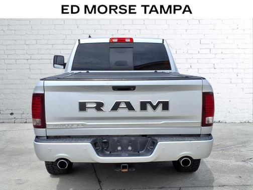 2018 RAM 1500 Limited Crew Cab 4x2 5'7' Box
