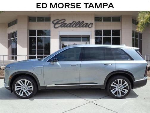 2026 Cadillac VISTIQ Luxury