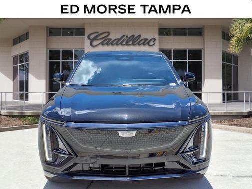 2025 Cadillac LYRIQ V