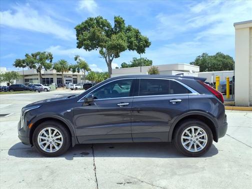 2023 Cadillac XT4 Luxury