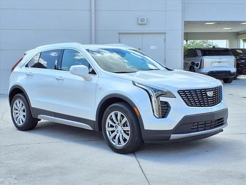 2021 Cadillac XT4 Premium Luxury