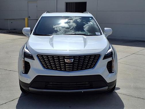 2021 Cadillac XT4 Premium Luxury