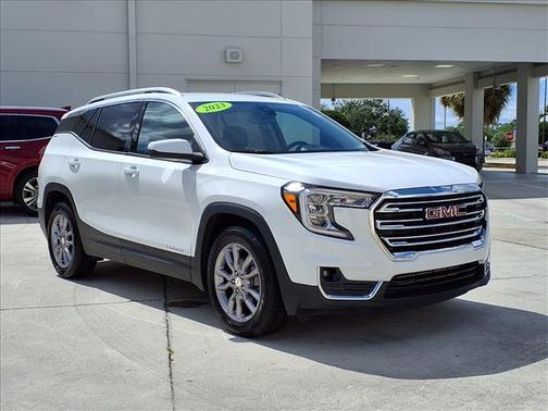 2023 GMC Terrain SLT