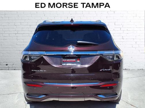 2022 Buick Enclave FWD Avenir
