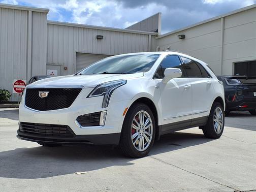 2023 Cadillac XT5 Sport