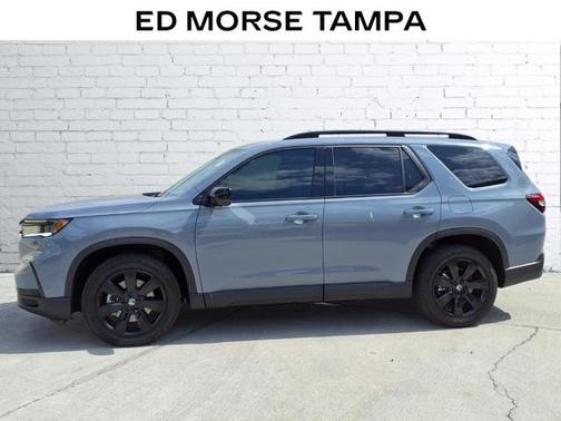 Sonic Gray Pearl 2025 Honda Pilot Black Edition