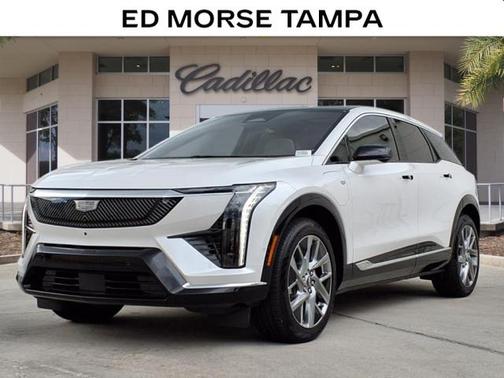 2025 Cadillac OPTIQ Luxury 1 AWD