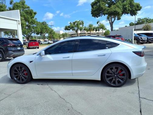 2020 Tesla Model 3 Performance