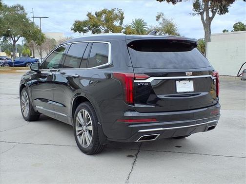 2021 Cadillac XT6 Premium Luxury FWD